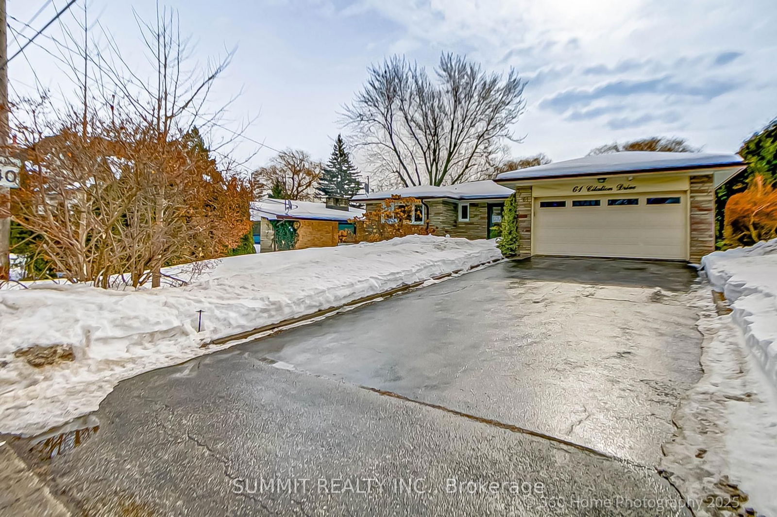 Detached House sold at 61 Citation Drive, Toronto, Bayview Village, M2K 1S5 - MLS: C11995683