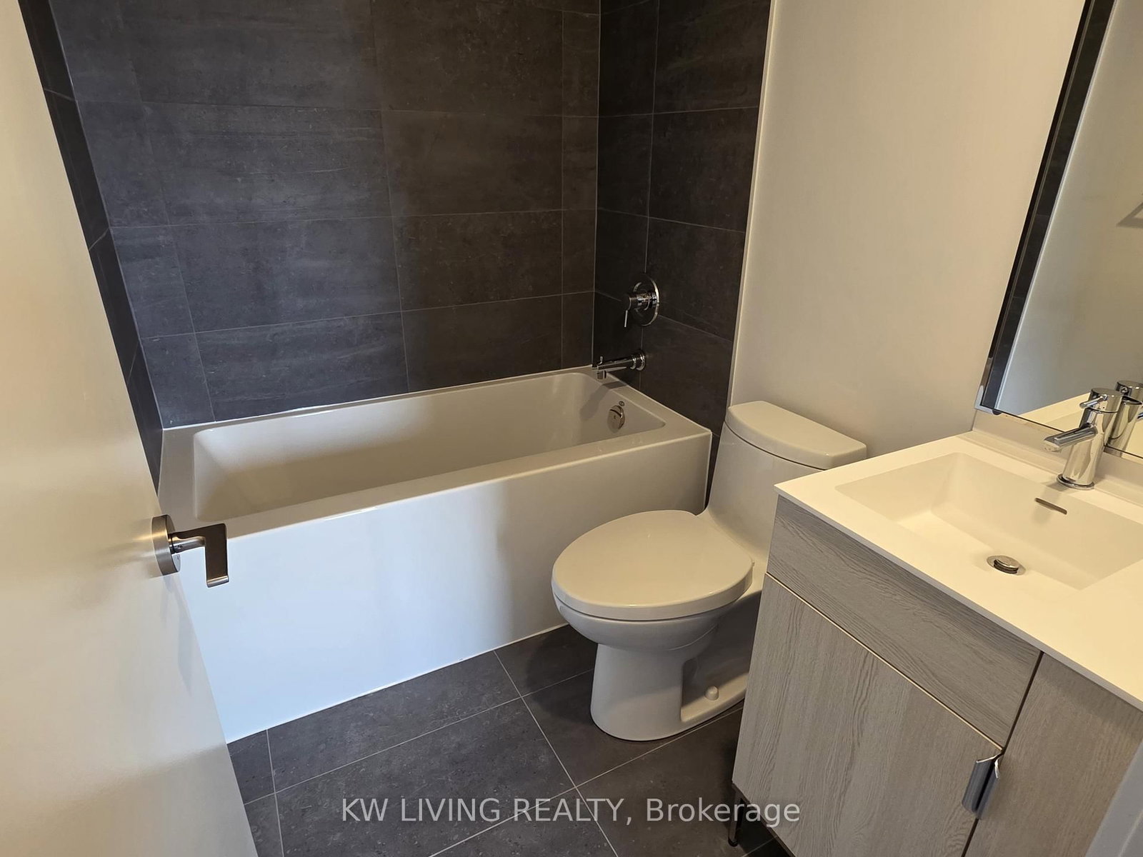 28 Eastern Avenue, Unit 442 - Photo 9