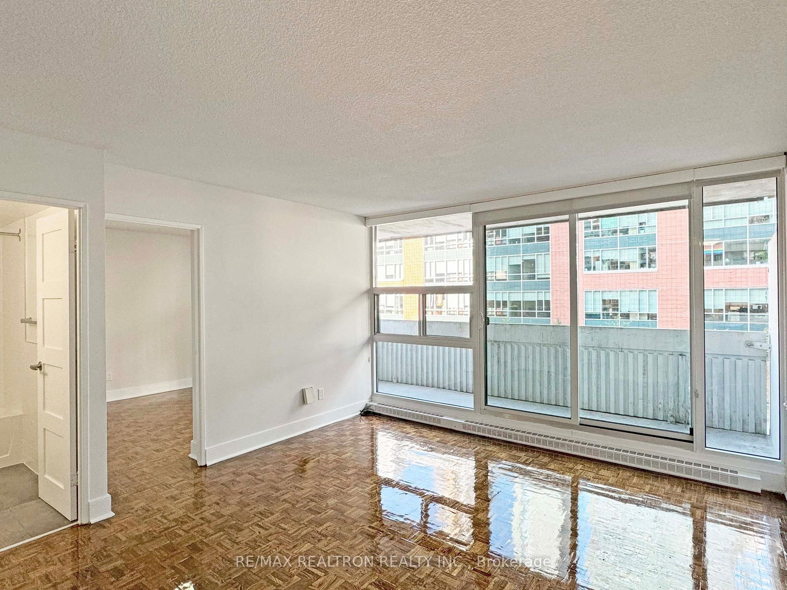 Condo for lease at 606-33 Isabella Street, Toronto, Church-Yonge Corridor, M4Y 2P7 - MLS: C11995851