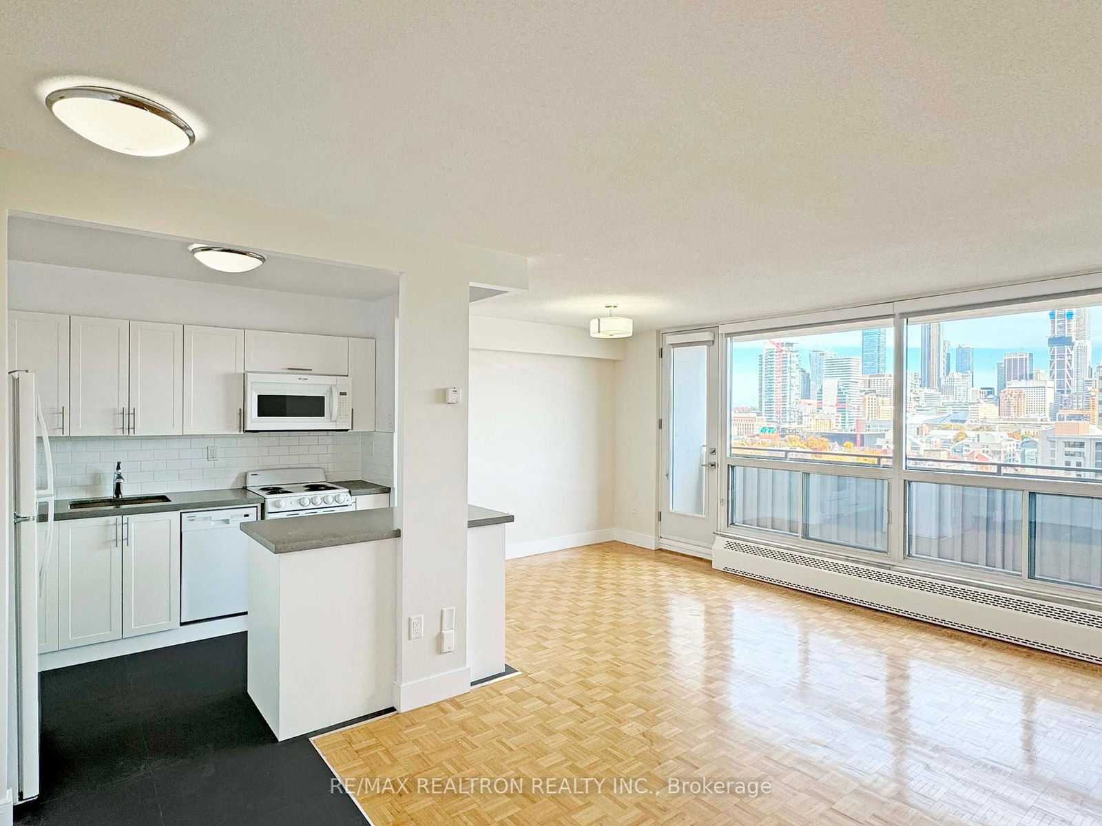 Condo for lease at 1510-666 Spadina Avenue, Toronto, University, M5S 2H8 - MLS: C11995859