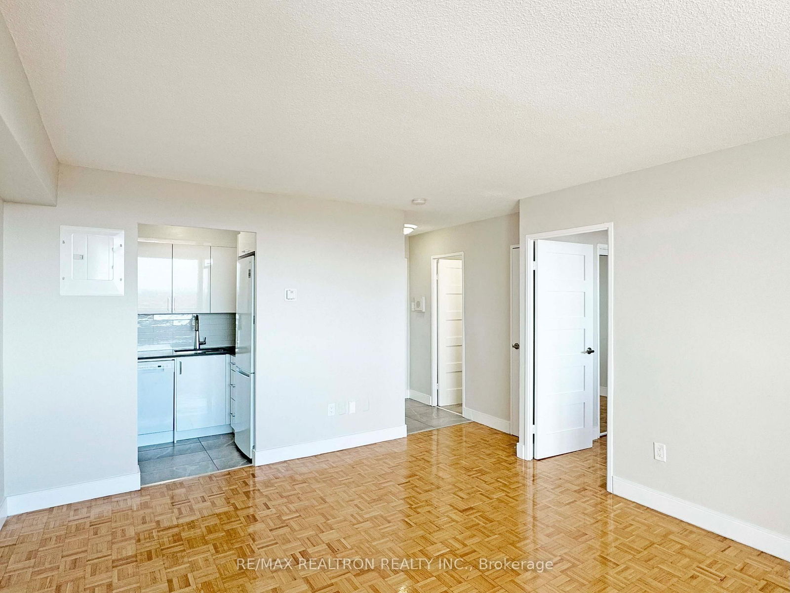 Condo for lease at 2001-666 Spadina Avenue, Toronto, University, M5S 2H8 - MLS: C11995861