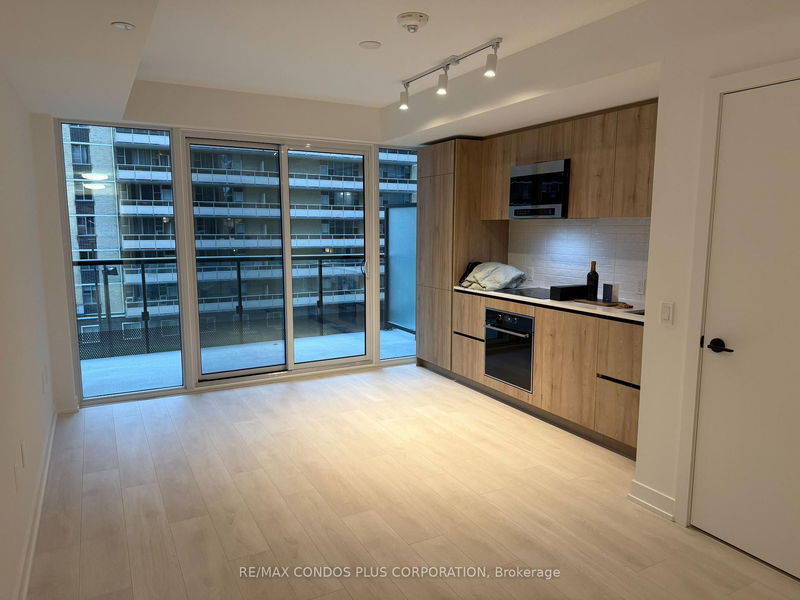 home for lease on 402-127 Broadway Avenue