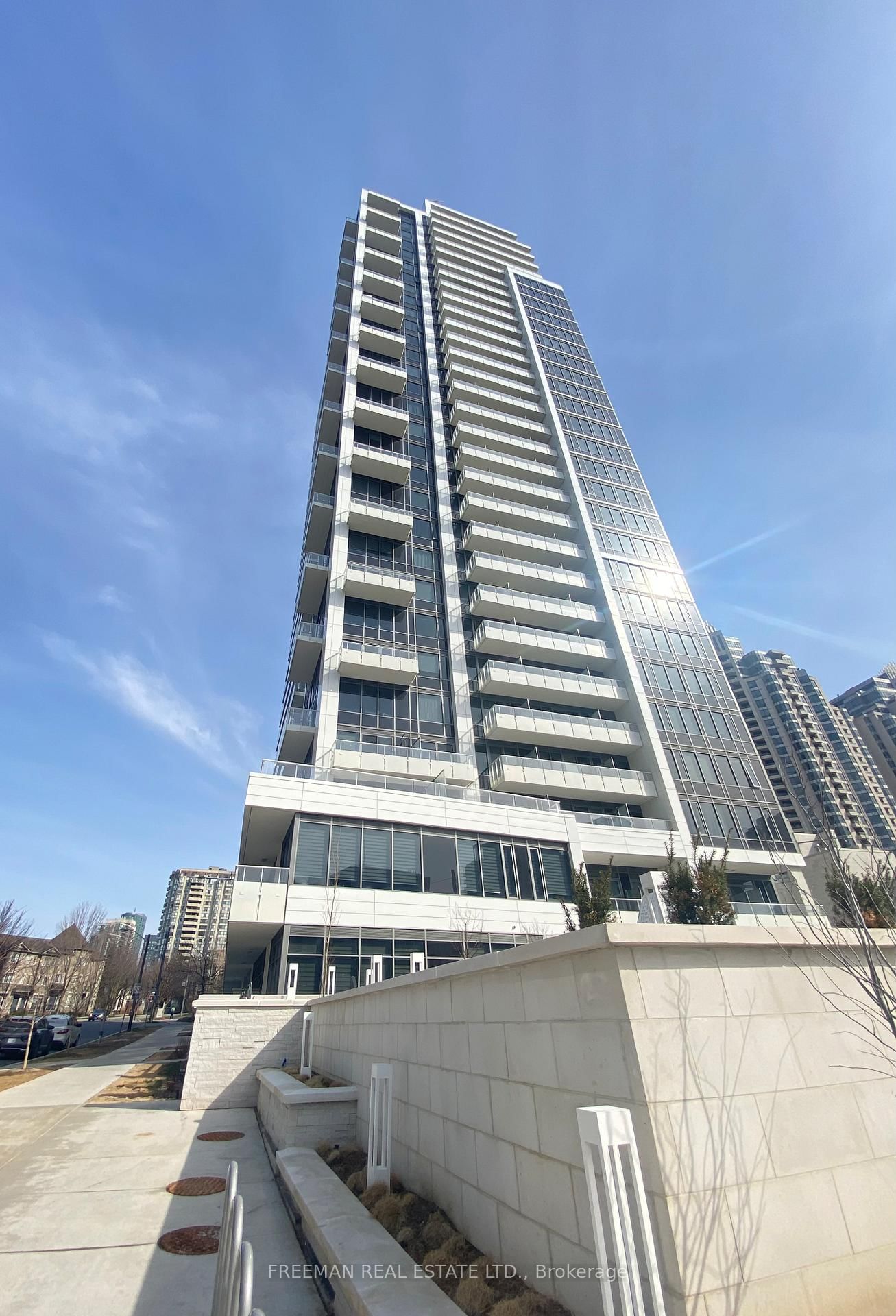 Condo for lease at 1916-75 Canterbury Place, Toronto, Willowdale West, M2N 0L2 - MLS: C11996312