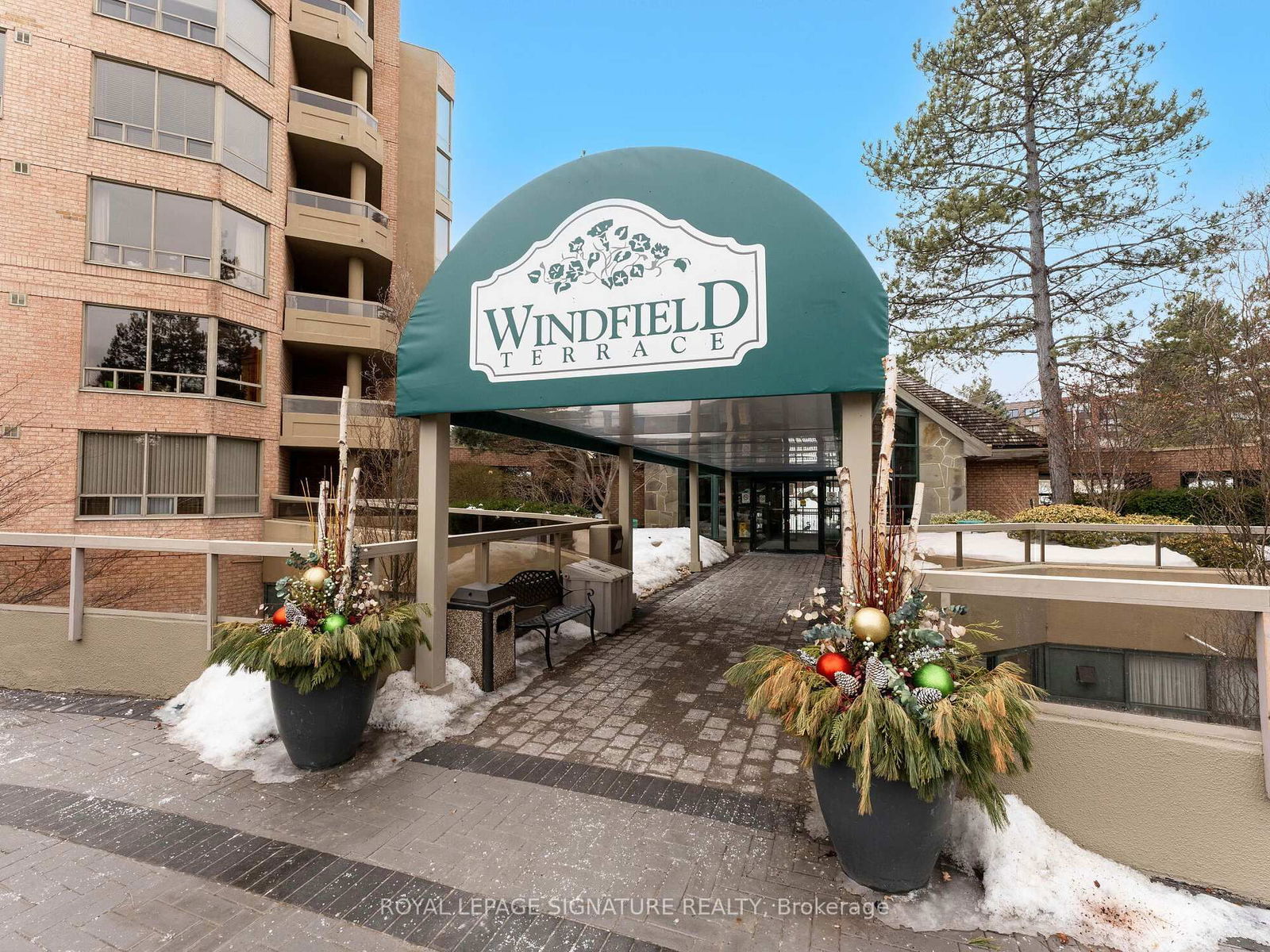 Condo for sale at 328-1200 Don Mills Road, Toronto, Banbury-Don Mills, M3B 3N8 - MLS: C11996446