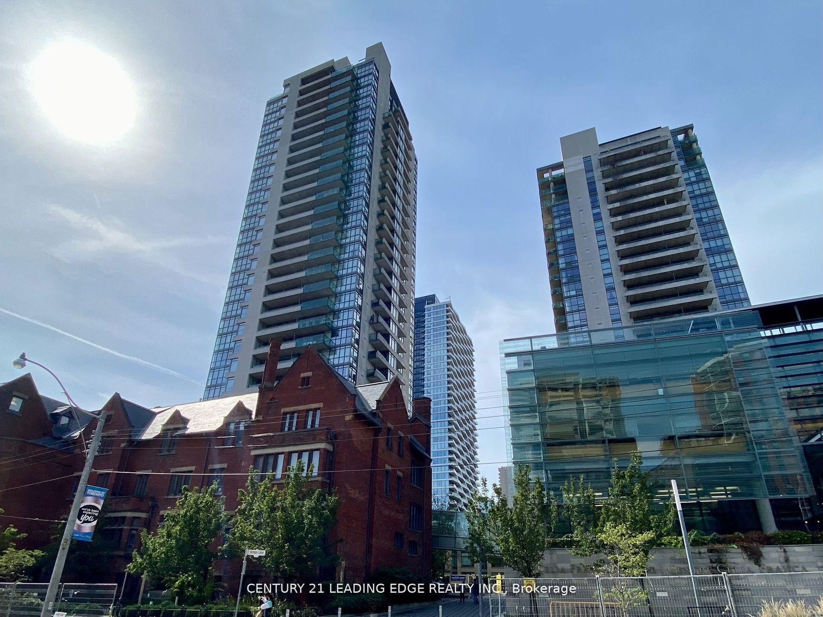 Condo for sale at 2402-281 MUTUAL Street, Toronto, Church-Yonge Corridor, M4Y 3C4 - MLS: C11996582