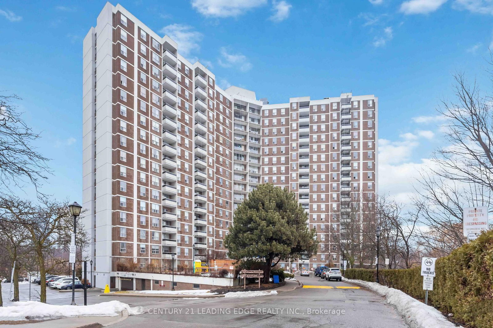 Condo for lease at 1203-20 EDGECLIFF Gfwy, Toronto, Flemingdon Park, M3C 3A4 - MLS: C11996664