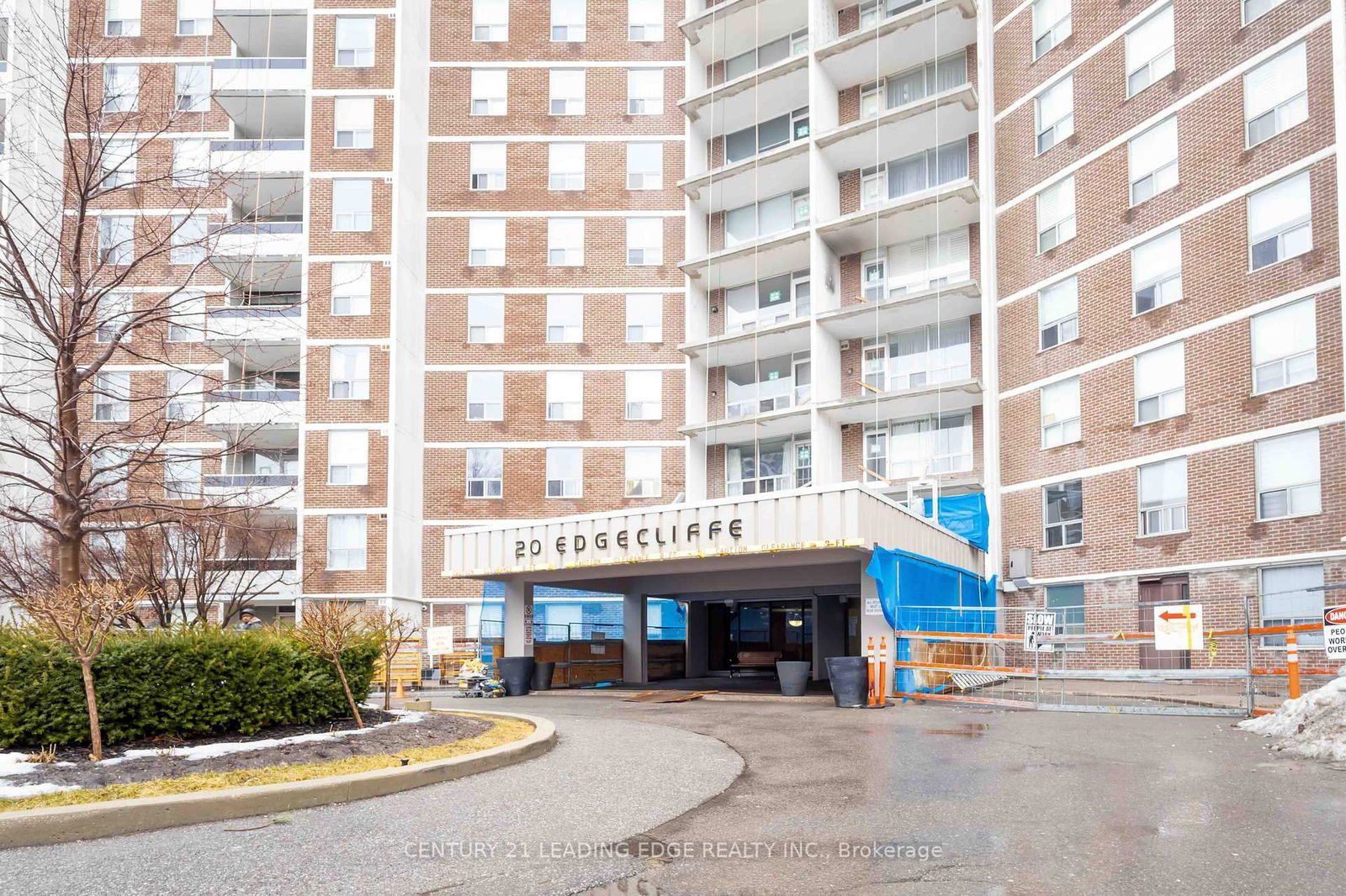 Condo for lease at 1203-20 EDGECLIFF Gfwy, Toronto, Flemingdon Park, M3C 3A4 - MLS: C11996664