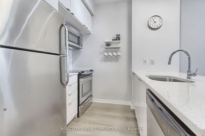 Unit 517 — 62 Forest Manor Rd, Toronto - Henry Farm image-0-4