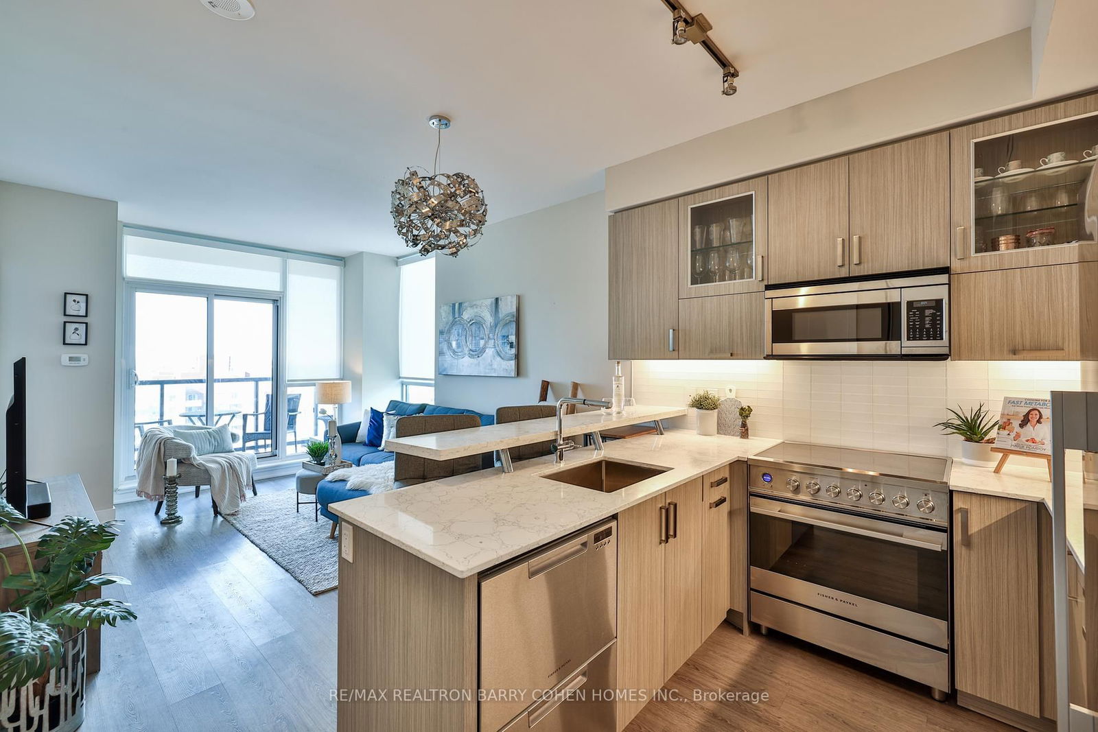 Condo for lease at 1202-1486 Bathurst Street, Toronto, Humewood-Cedarvale, M5P 3G9 - MLS: C11996838