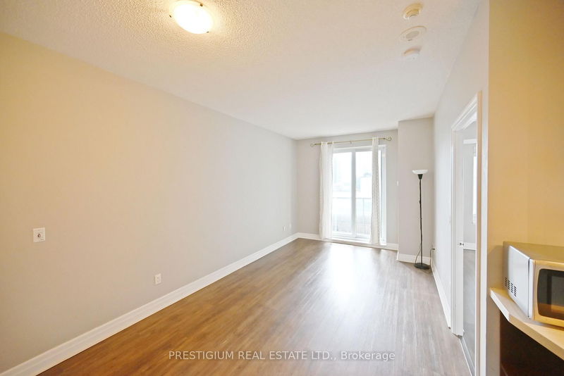 home for lease on 2107-35 Balmuto Street