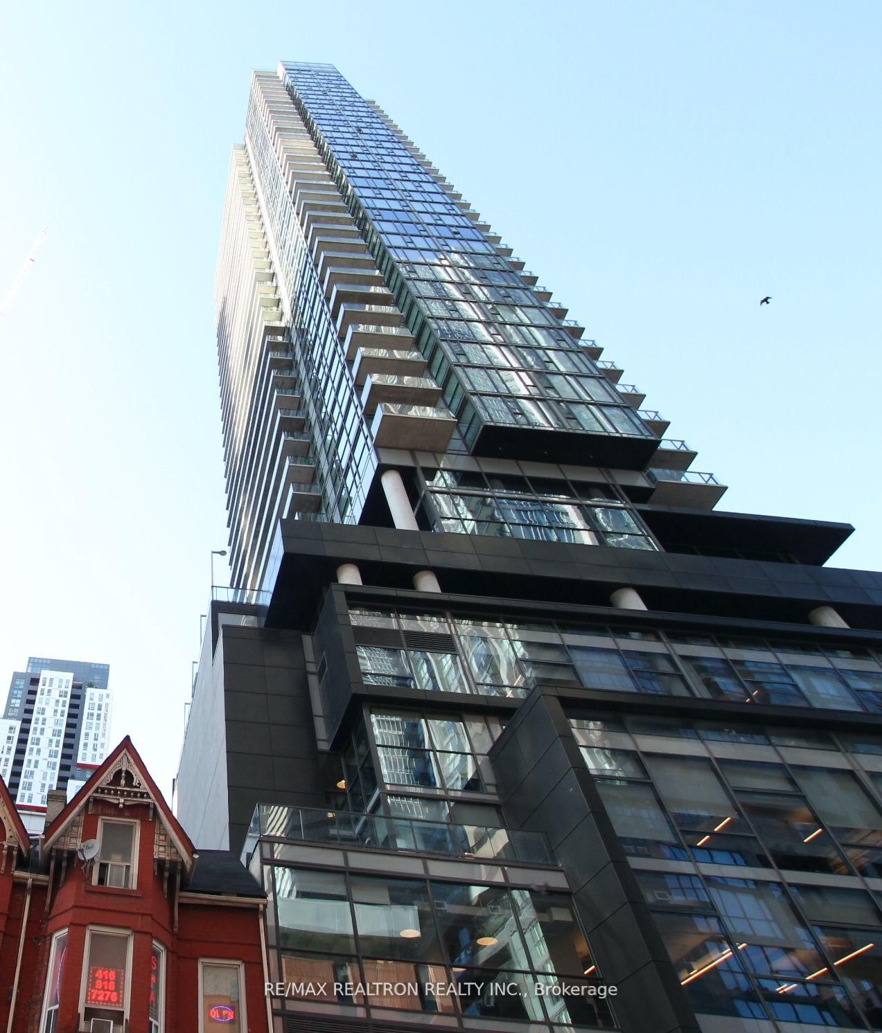 Condo for sale at 1607-290 Adelaide Street, Toronto, Waterfront Communities C1, M5V 0P3 - MLS: C11996888