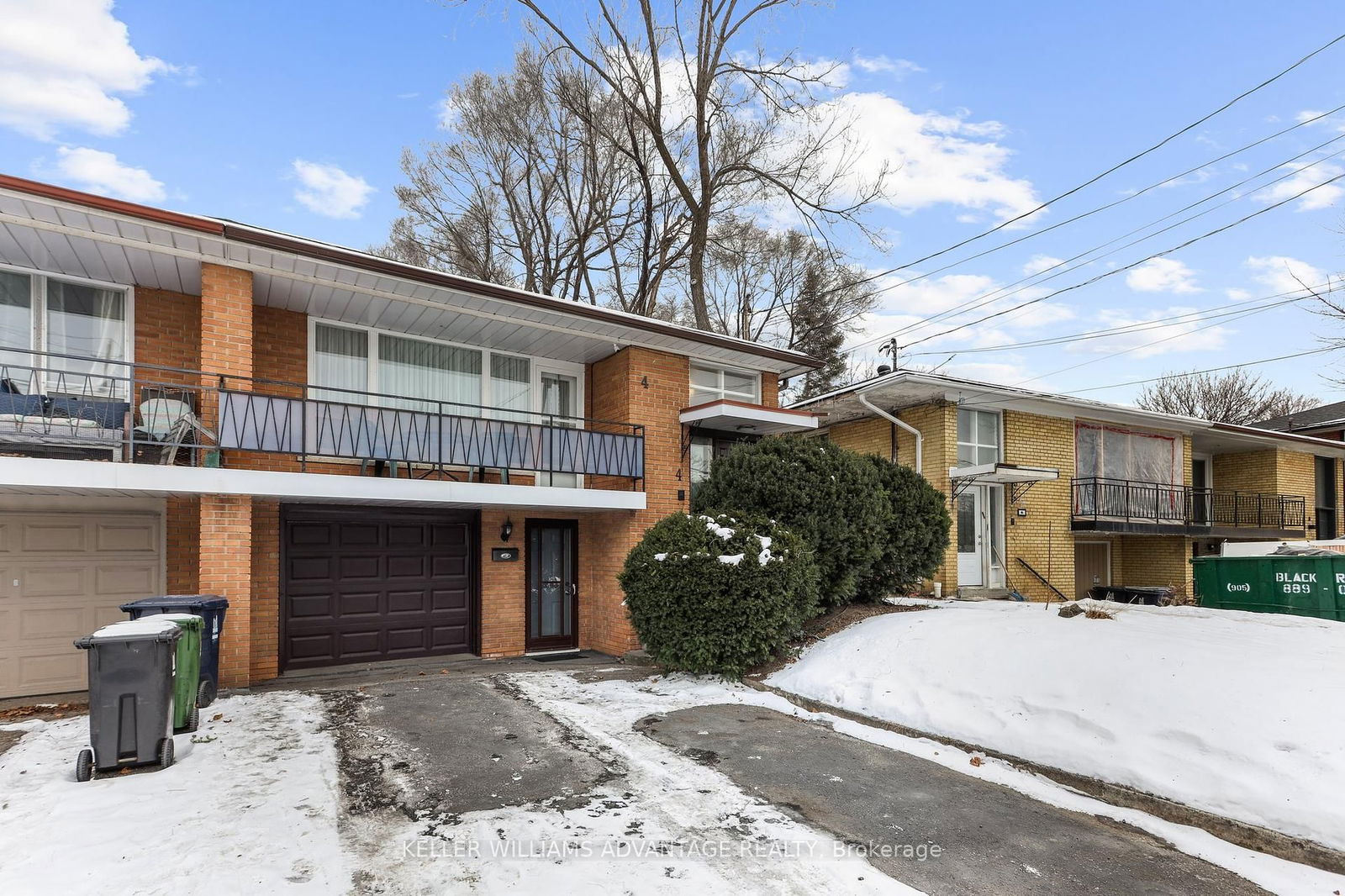 Semi-Detached House for sale at 4 Carscadden Drive, Toronto, Westminster-Branson, M2R 2A7 - MLS: C11998237