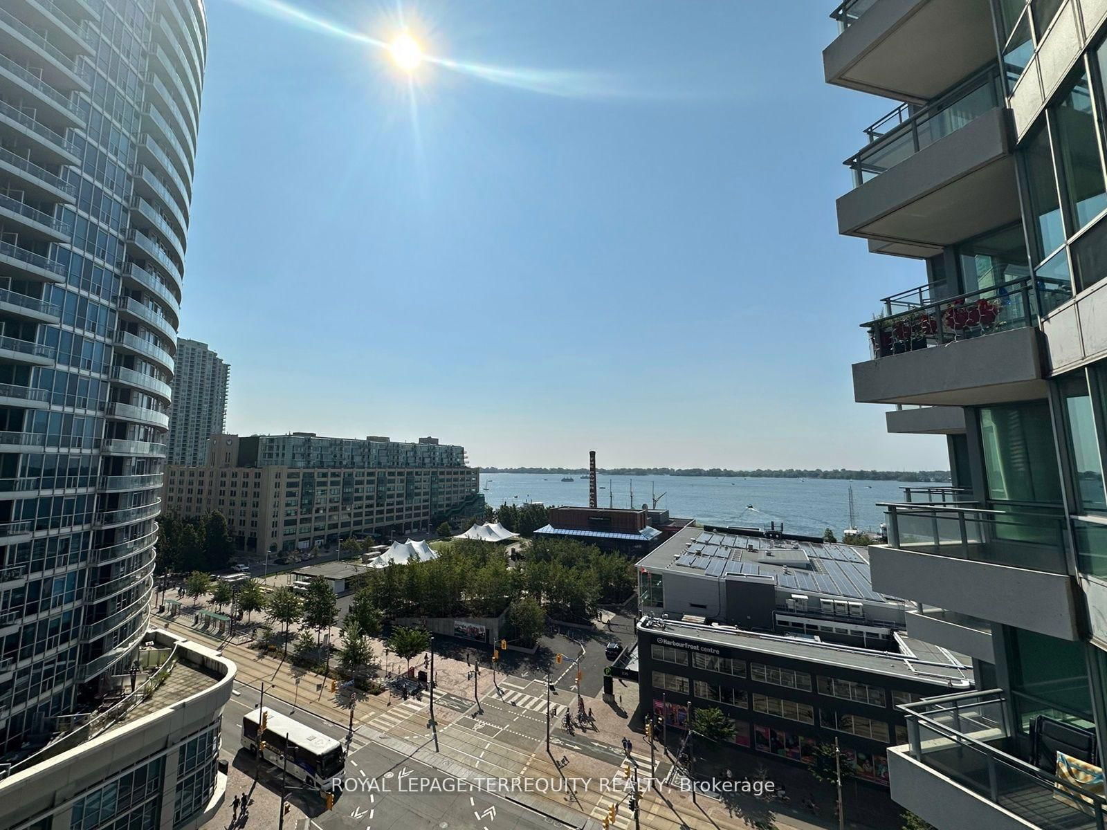 Condo for sale at 1202-228 Queens Quay, Toronto, Waterfront Communities C1, M5J 2X1 - MLS: C11998328