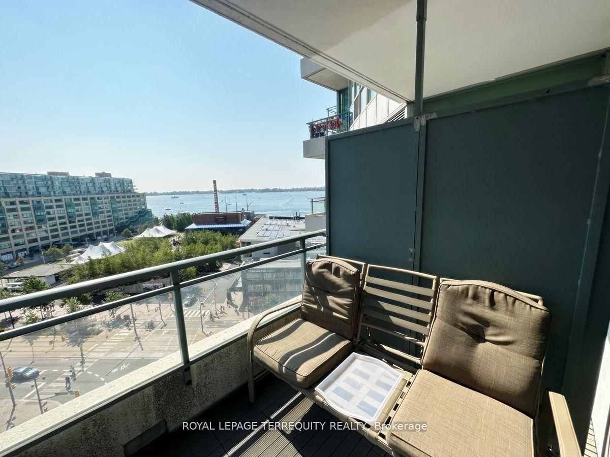 Condo for sale at 1202-228 Queens Quay, Toronto, Waterfront Communities C1, M5J 2X1 - MLS: C11998328