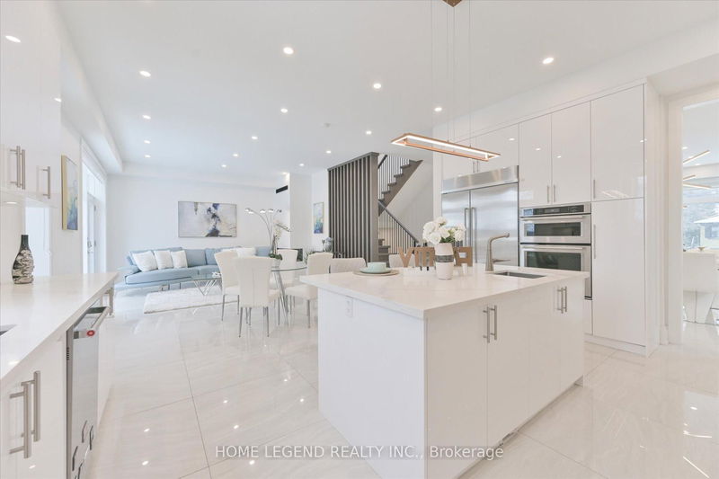 home for sale on 48 Cocksfield Avenue