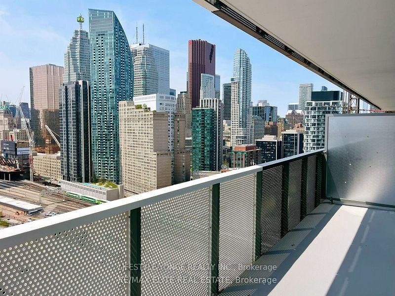 Condo for lease at 2611-55 Cooper Street, Toronto, Waterfront Communities C1, M5V 0G1 - MLS: C11998498