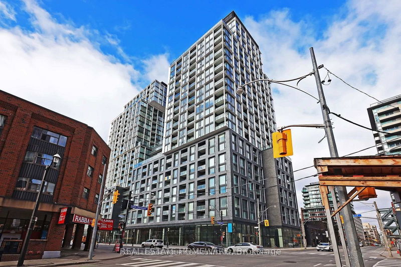 home for lease on 309-158 Front Street E