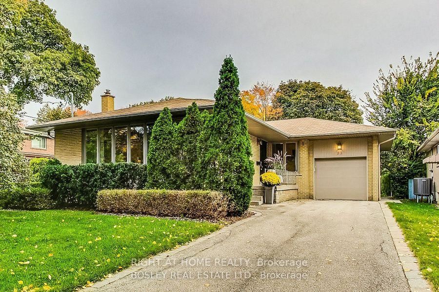 Detached House for lease at Main floor-22 Howard Drive, Toronto, Bayview Village, M2K 1K5 - MLS: C11999073