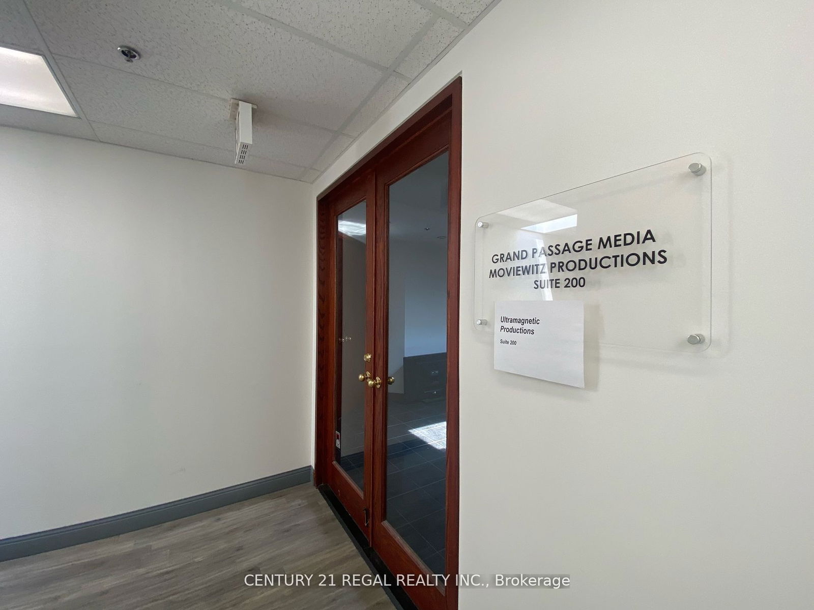 Office for lease at 200-637 College Street, Toronto, Palmerston-Little Italy, M6G 1B5 - MLS: C11999148
