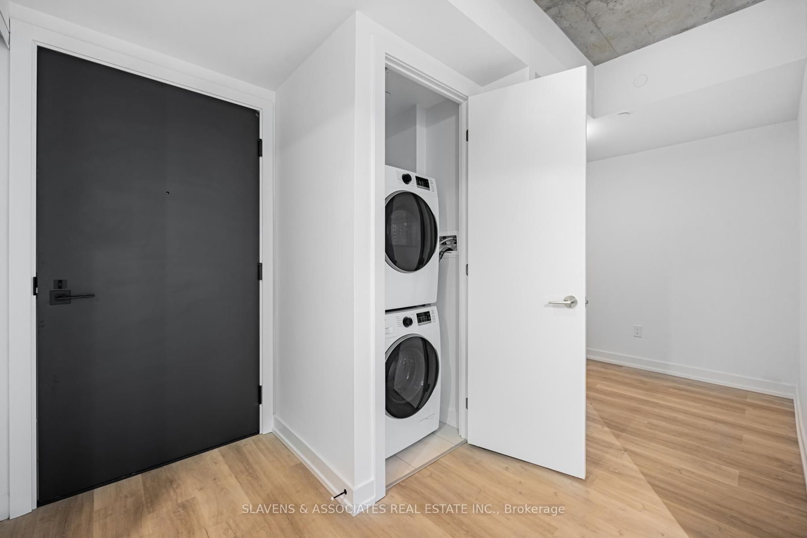 28 Eastern Avenue, Unit 438 - Photo 4