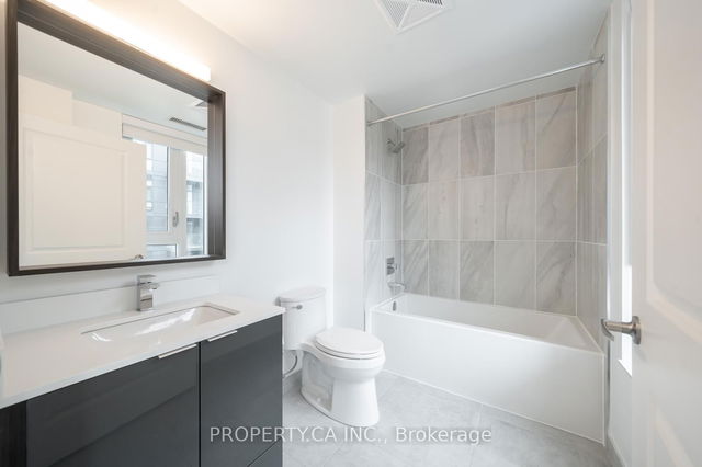 1421 - 543 Richmond Street