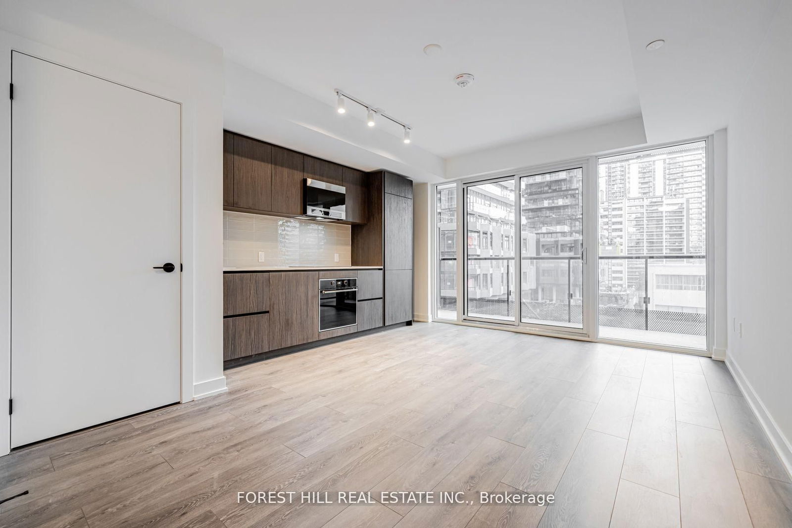 Condo for lease at 410N-117 Broadway Avenue, Toronto, Mount Pleasant West, M4P 1V4 - MLS: C11999801