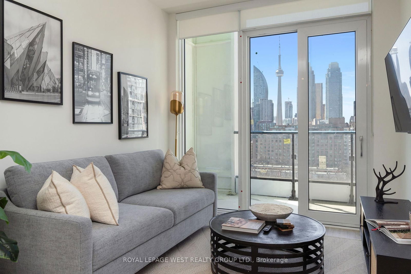 Condo for sale at 1064-135 Lower Sherbourne Street, Toronto, Waterfront Communities C8, M5A 1Y4 - MLS: C11999887