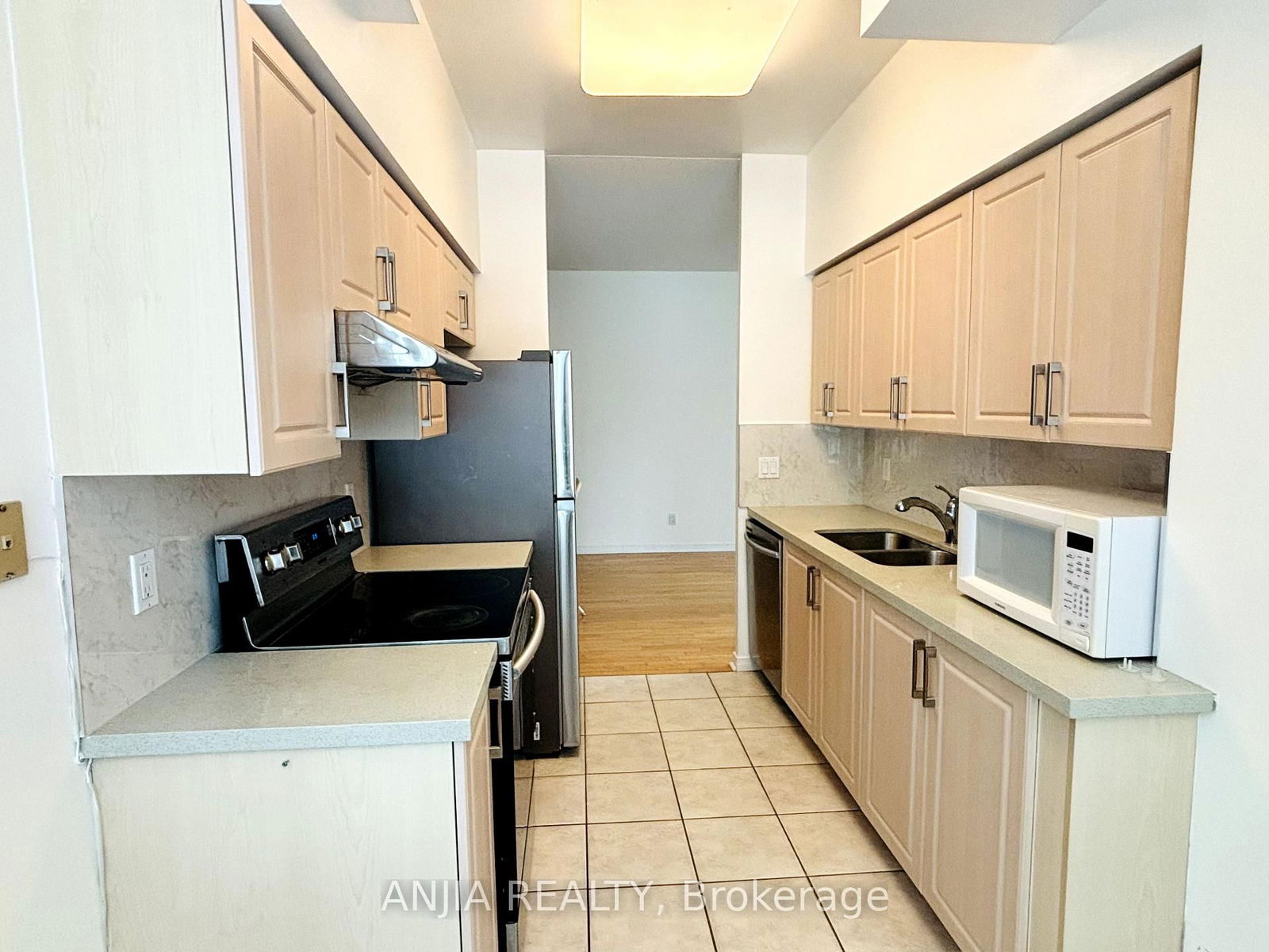 Condo for lease at 506-8 Hillcrest Avenue, Toronto, Willowdale East, M2N 6Y6 - MLS: C11999942