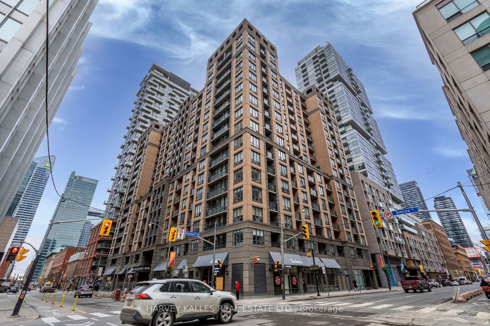 Condo for sale at 1412-140 Simcoe Street, Toronto, Waterfront Communities C1, M5H 4E9 - MLS: C12000166