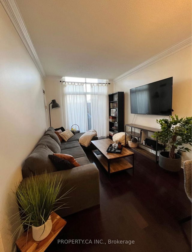 102 - 1700 Eglinton Avenue