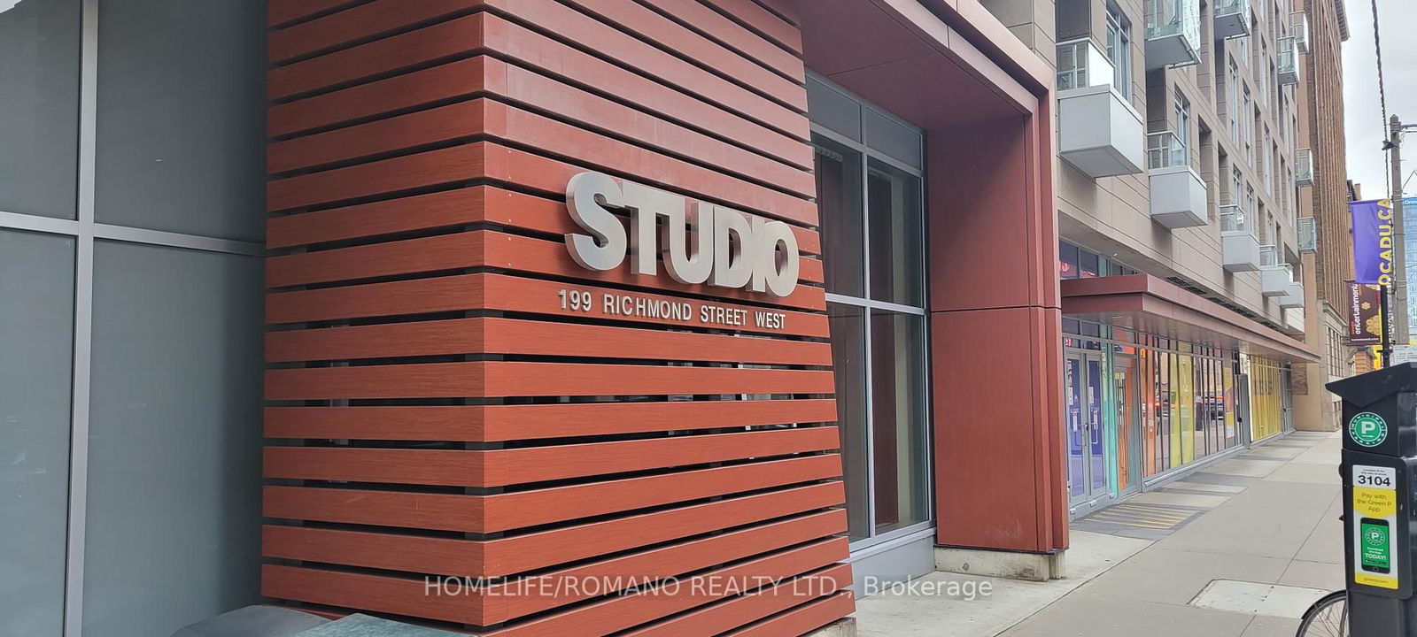 Condo for lease at 611-199 Richmond Street, Toronto, Waterfront Communities C1, M5V 0H4 - MLS: C12000504