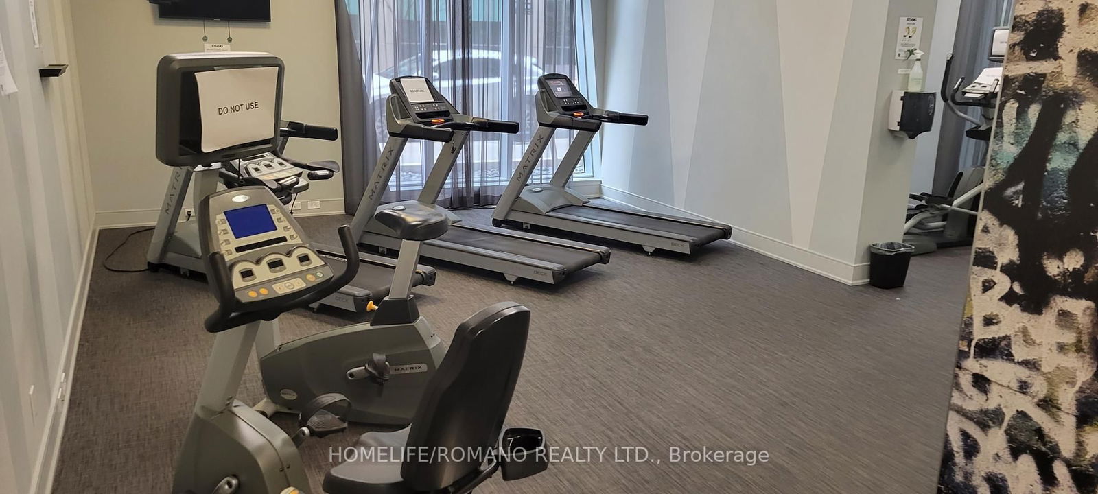 Condo for lease at 611-199 Richmond Street, Toronto, Waterfront Communities C1, M5V 0H4 - MLS: C12000504