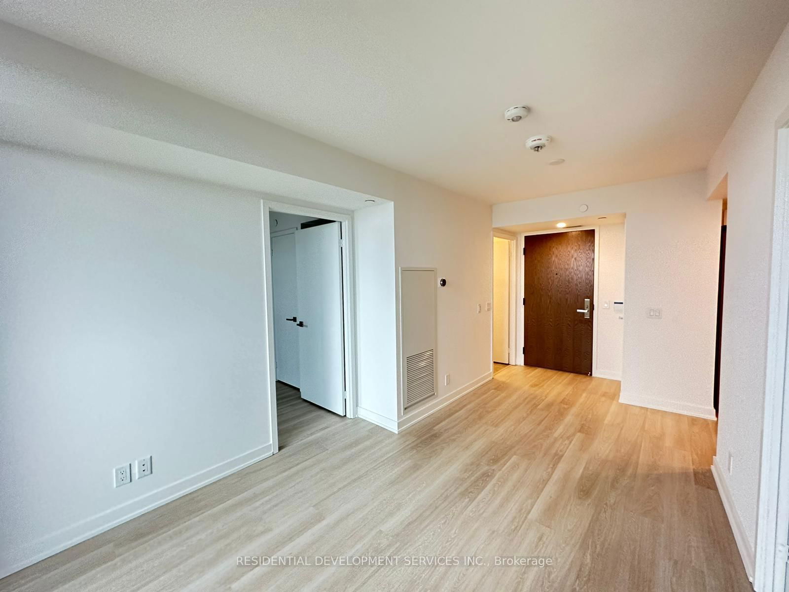 Condo for sale at 320-30 Tretti Way, Toronto, Clanton Park, M3H 0E3 - MLS: C12000524