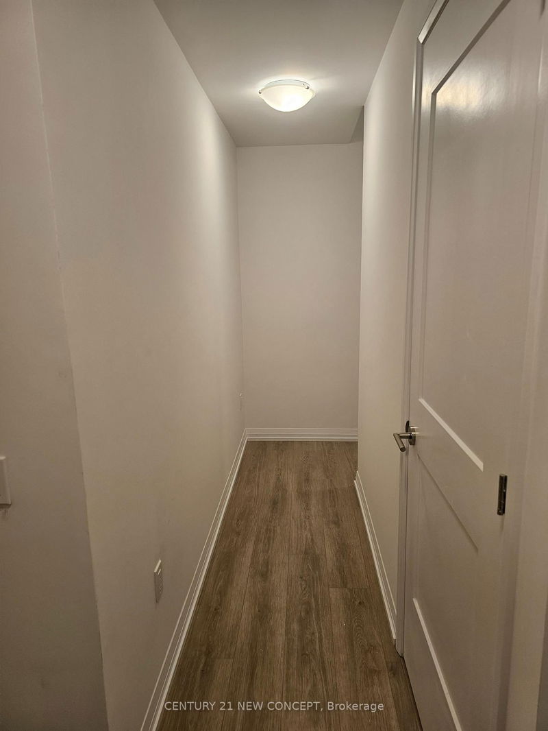 home for lease on 2417-50 Dunfield Avenue