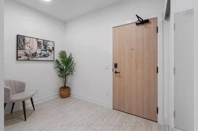 Unit 813 — 15 Mercer St, Toronto - Waterfront Communities C1 image-0-3