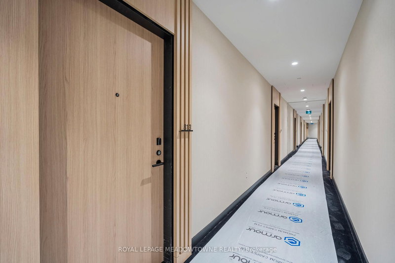 813 - 15 Mercer St, Toronto, M5V 0T8 | Image 2