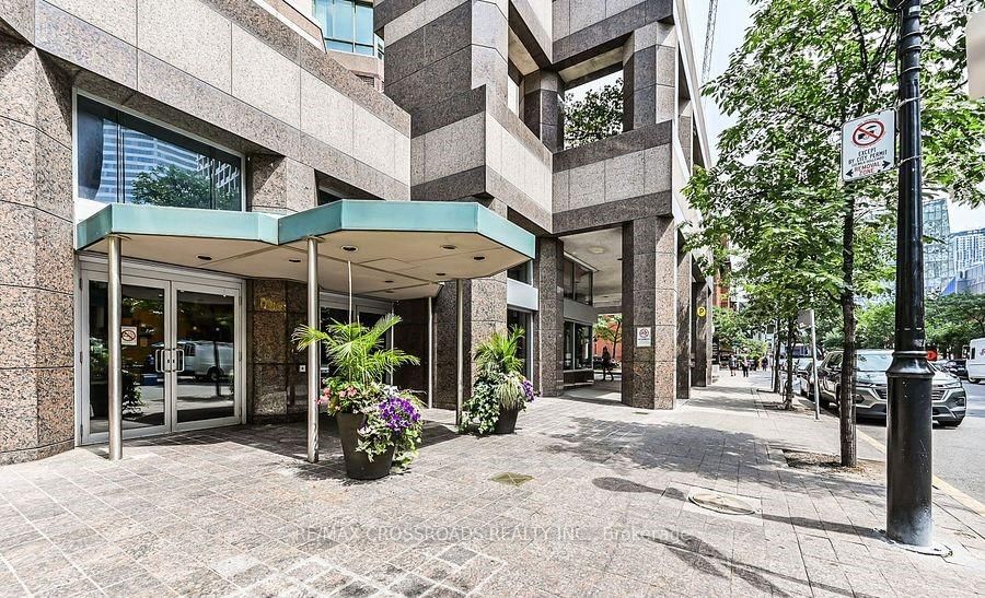 Condo for sale at 1612-38 Elm Street, Toronto, Bay Street Corridor, M5G 2K5 - MLS: C12000978