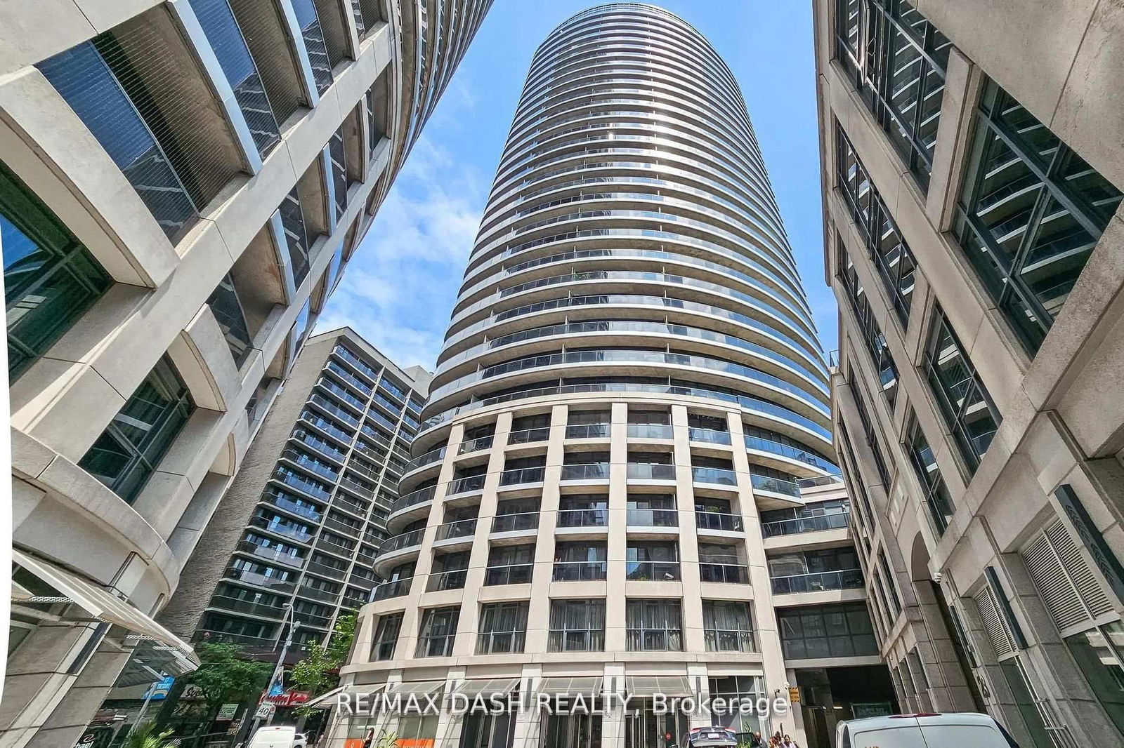 Condo for lease at 2010-25 Carlton Street, Toronto, Church-Yonge Corridor, M5B 1L2 - MLS: C12001132