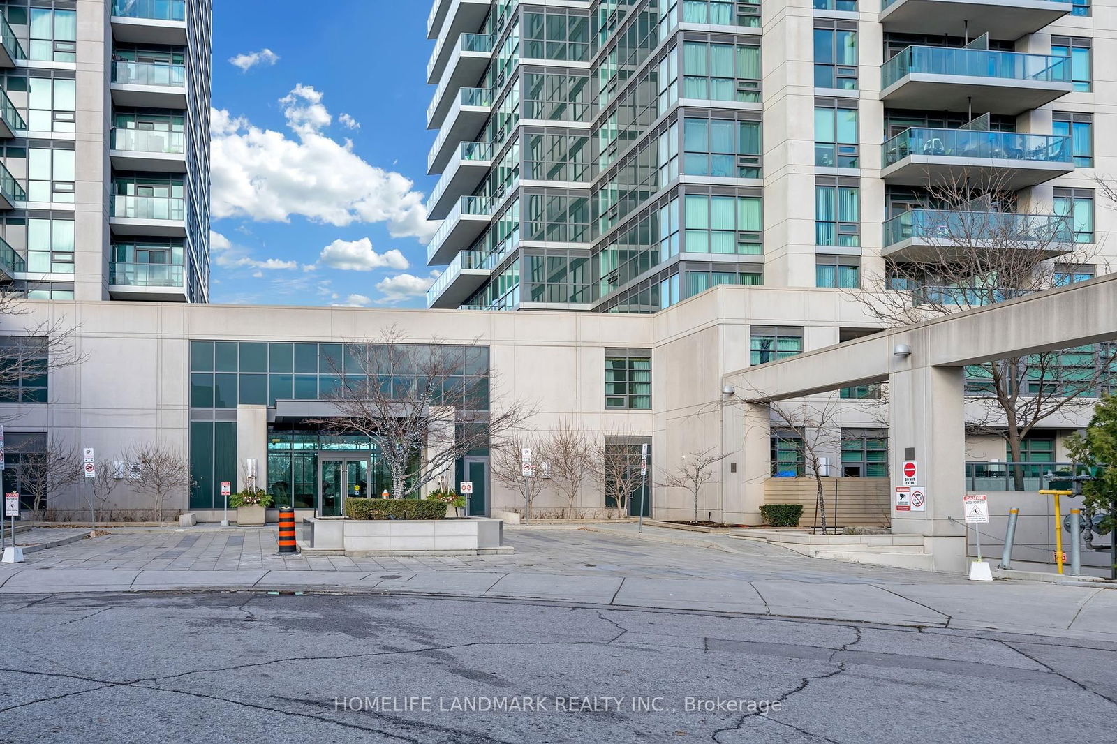 Condo for lease at 1022-35 Brian Peck Crescent, Toronto, Thorncliffe Park, M4G 0A5 - MLS: C12001148