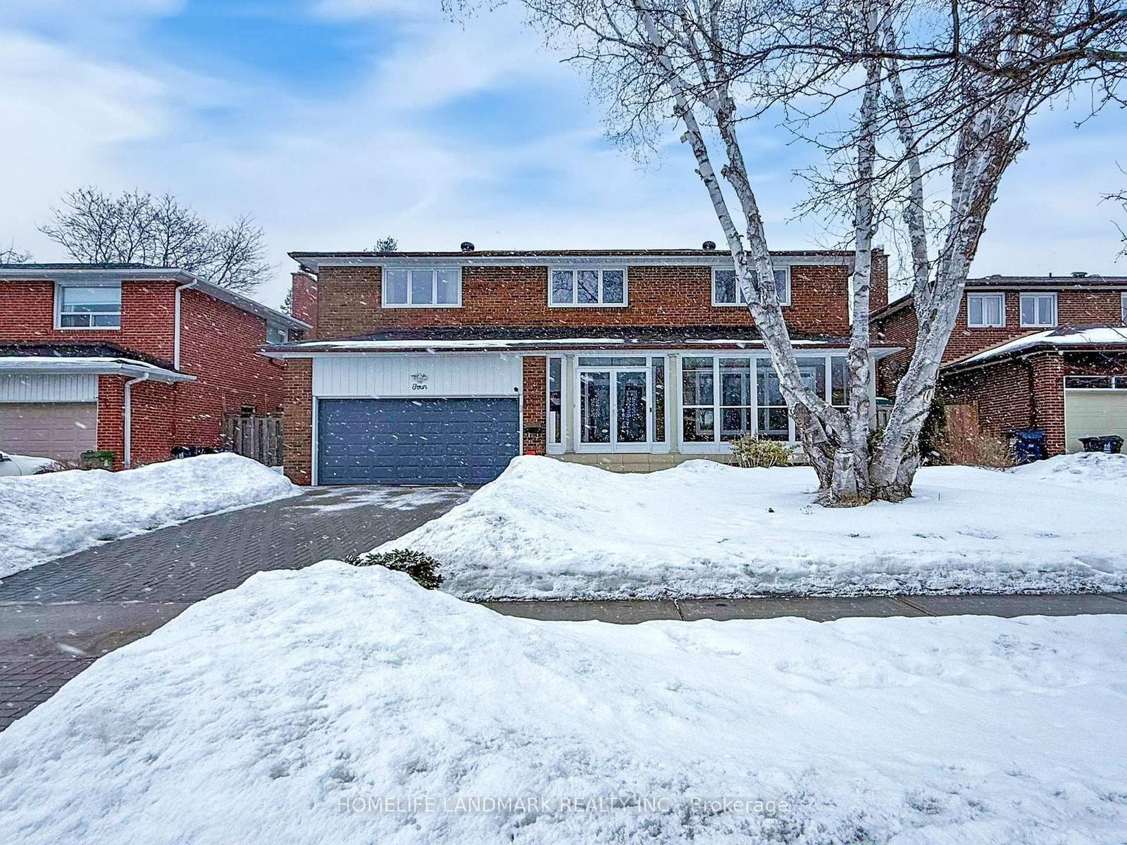 Detached House for sale at 4 Sydnor Road, Toronto, Bayview Woods-Steeles, M2M 2Z8 - MLS: C12001157