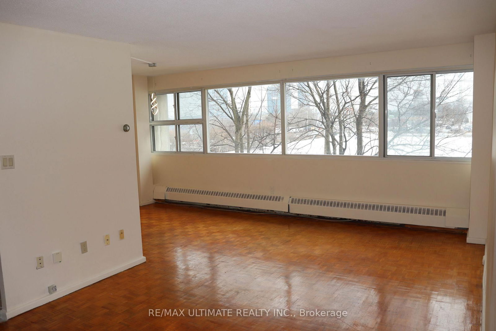 Condo for lease at 735 Don Mills Road, Toronto, Flemingdon Park, M3C 1S9 - MLS: C12001253