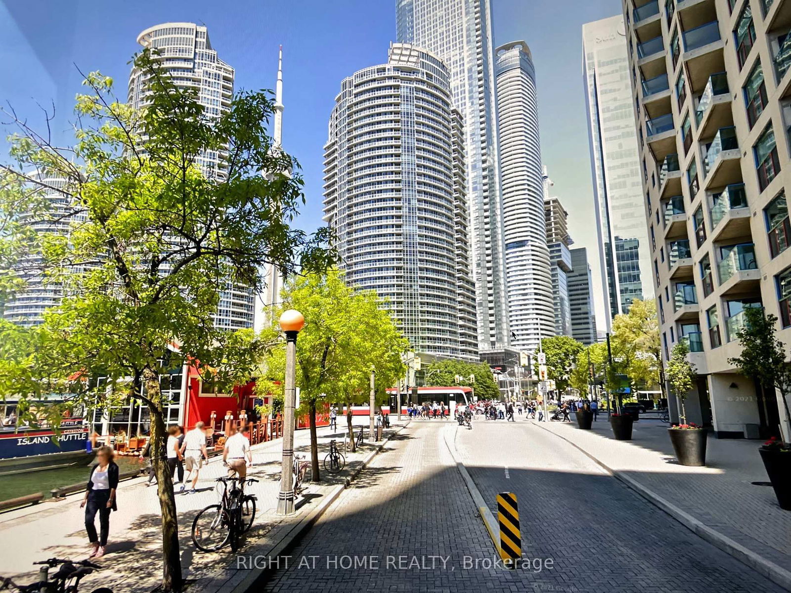 Condo for sale at 3312-99 Harbour Square, Toronto, Waterfront Communities C1, M5J 2H2 - MLS: C12001532