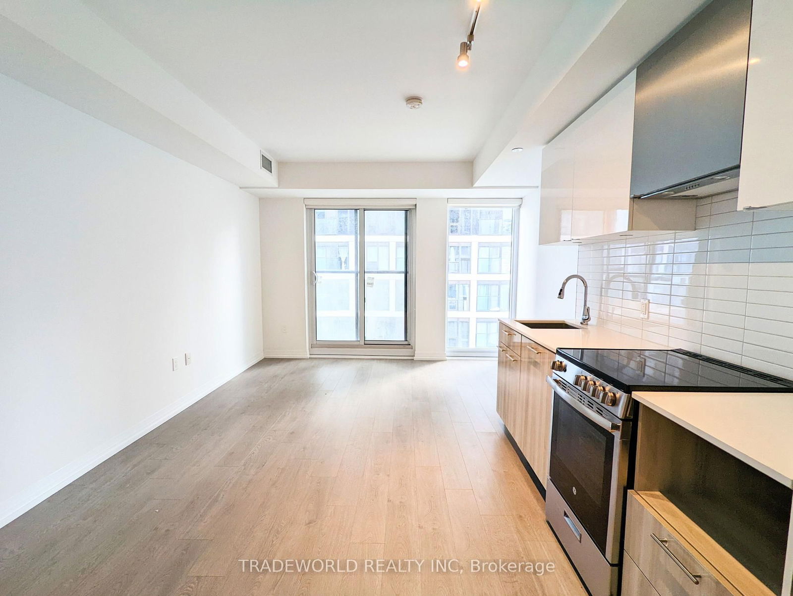 Condo for lease at 1724-251 Jarvis Street, Toronto, Moss Park, M5B 0C3 - MLS: C12001546