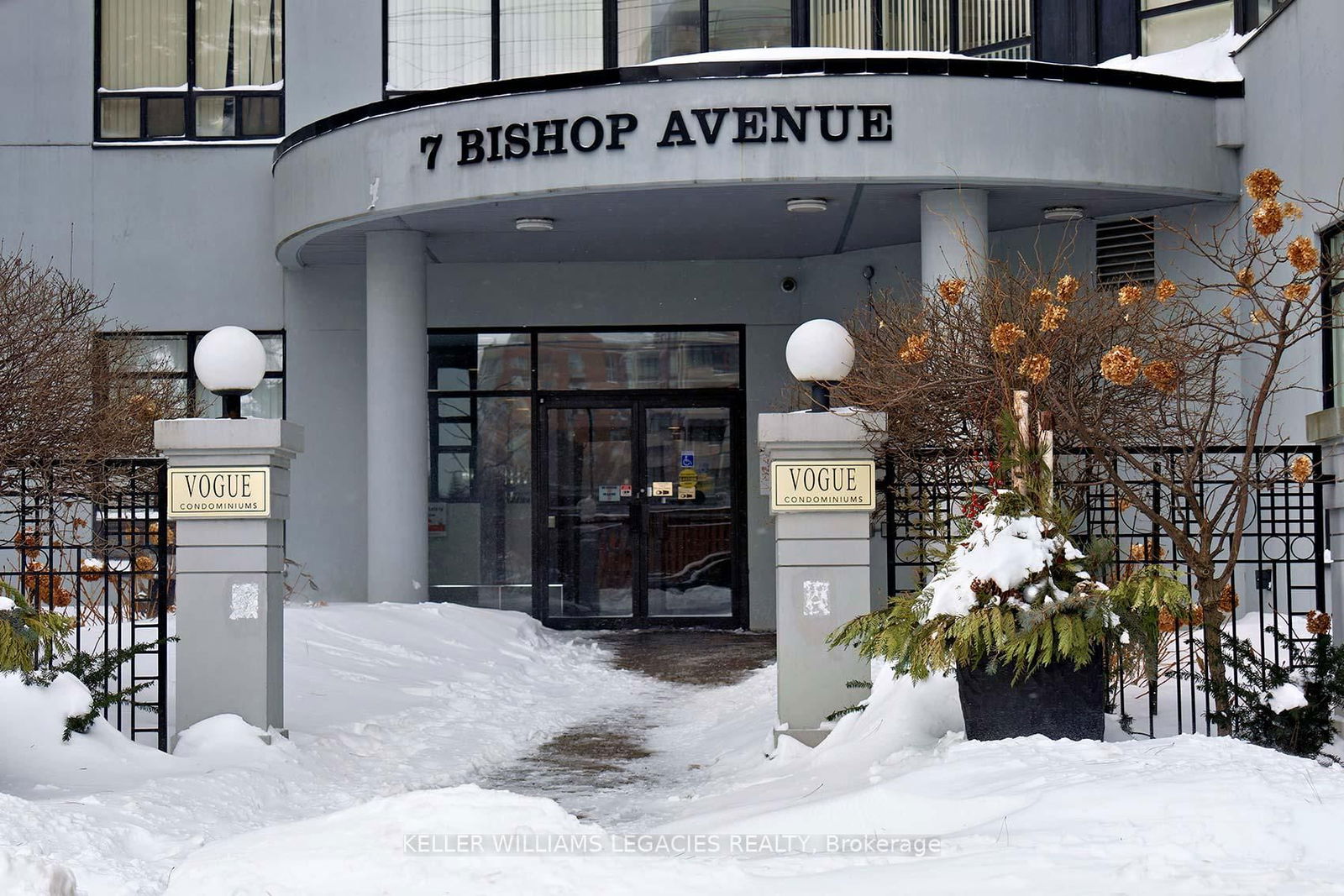 Condo for sale at 1203-7 Bishop Avenue, Toronto, Newtonbrook East, M2M 4J4 - MLS: C12001990