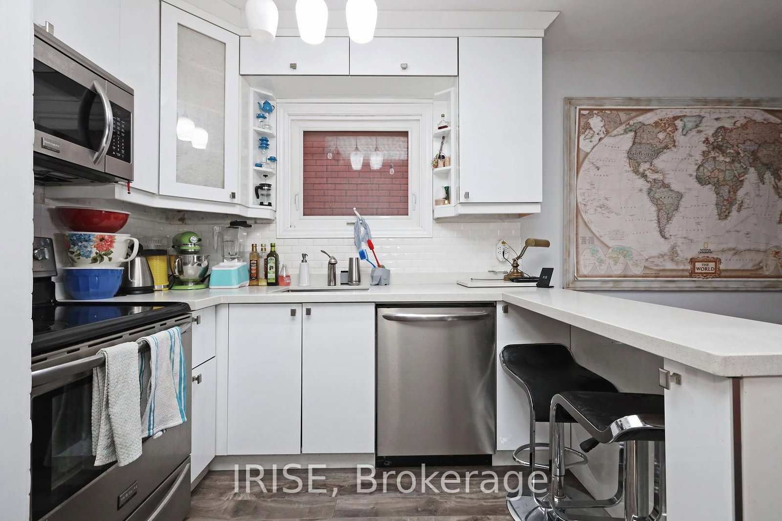 Listing Image 14