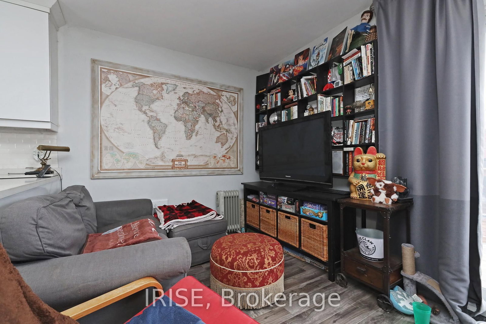 Listing Image 17