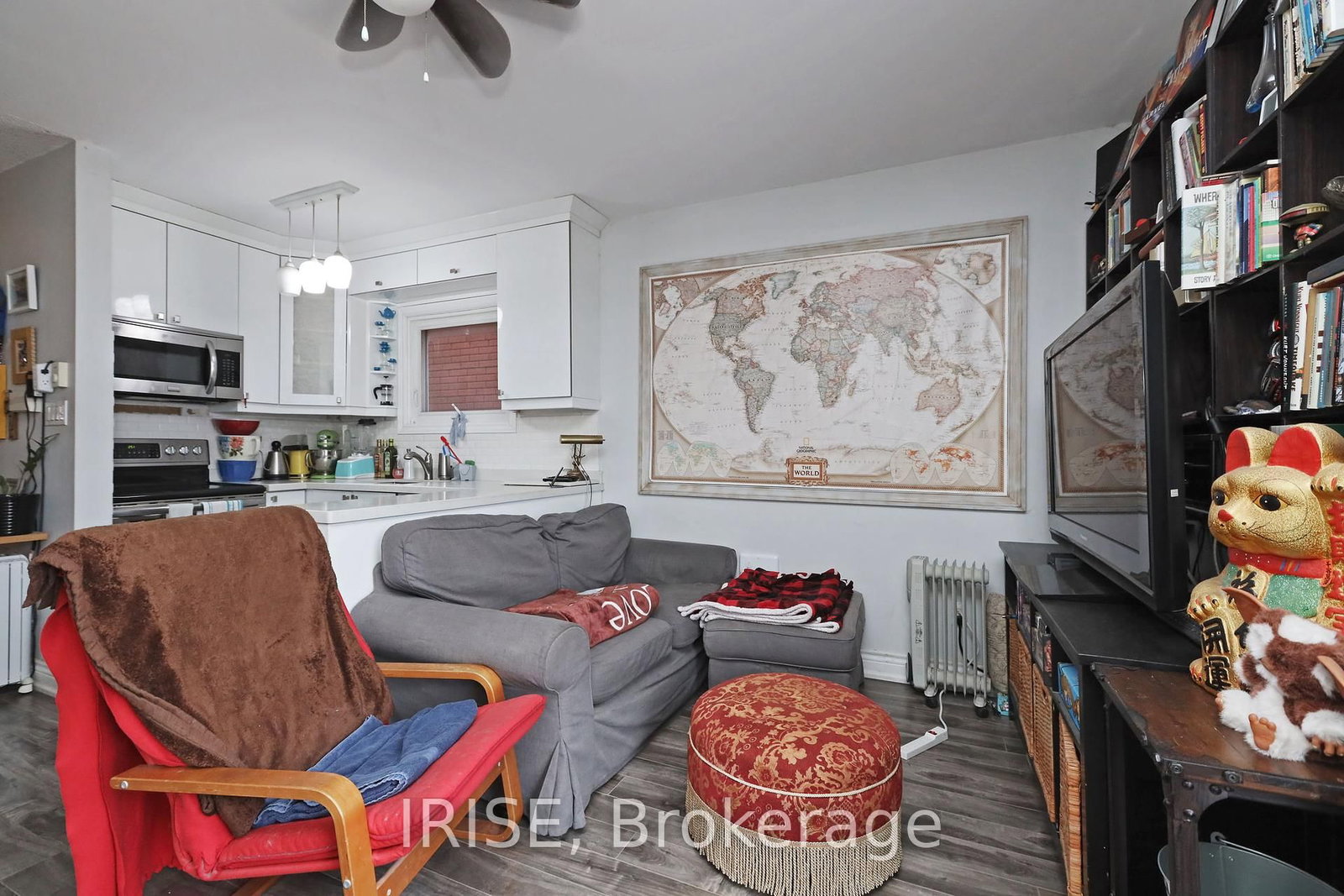 Listing Image 18