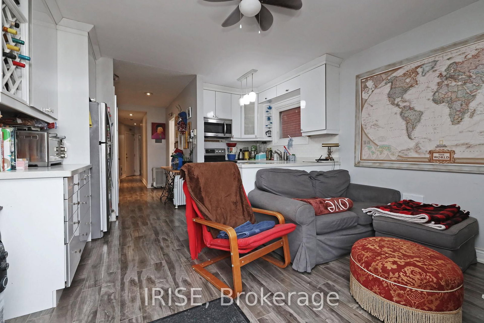 Listing Image 19