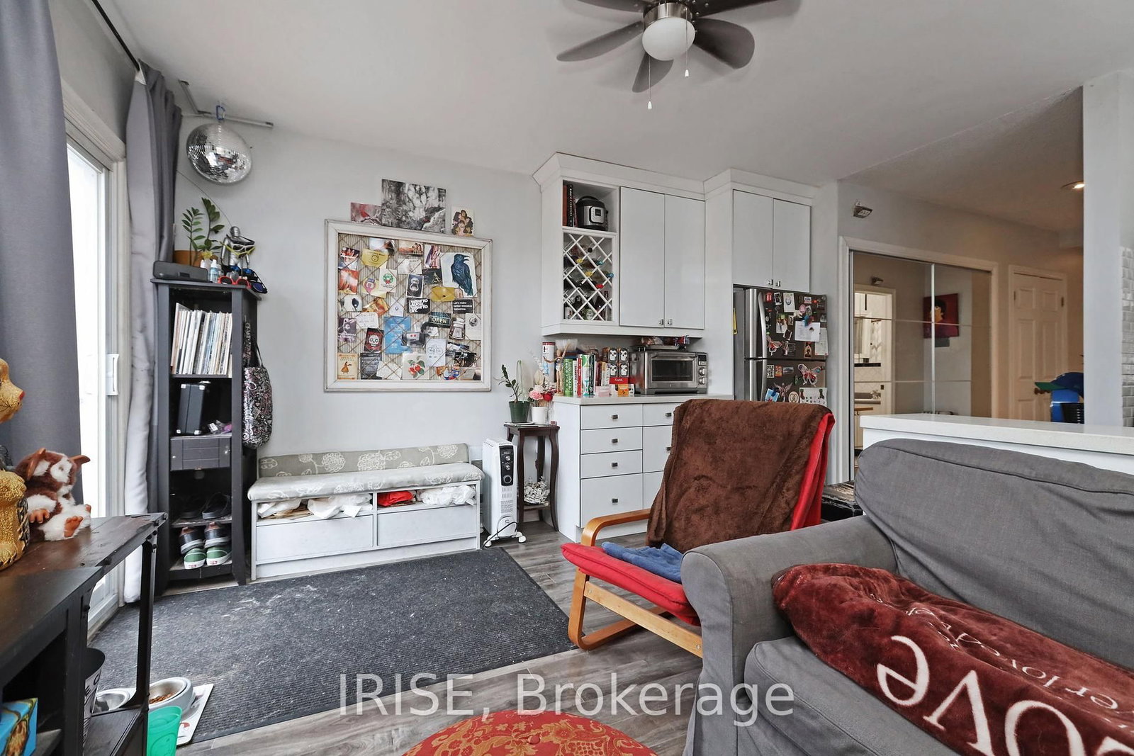 Listing Image 20