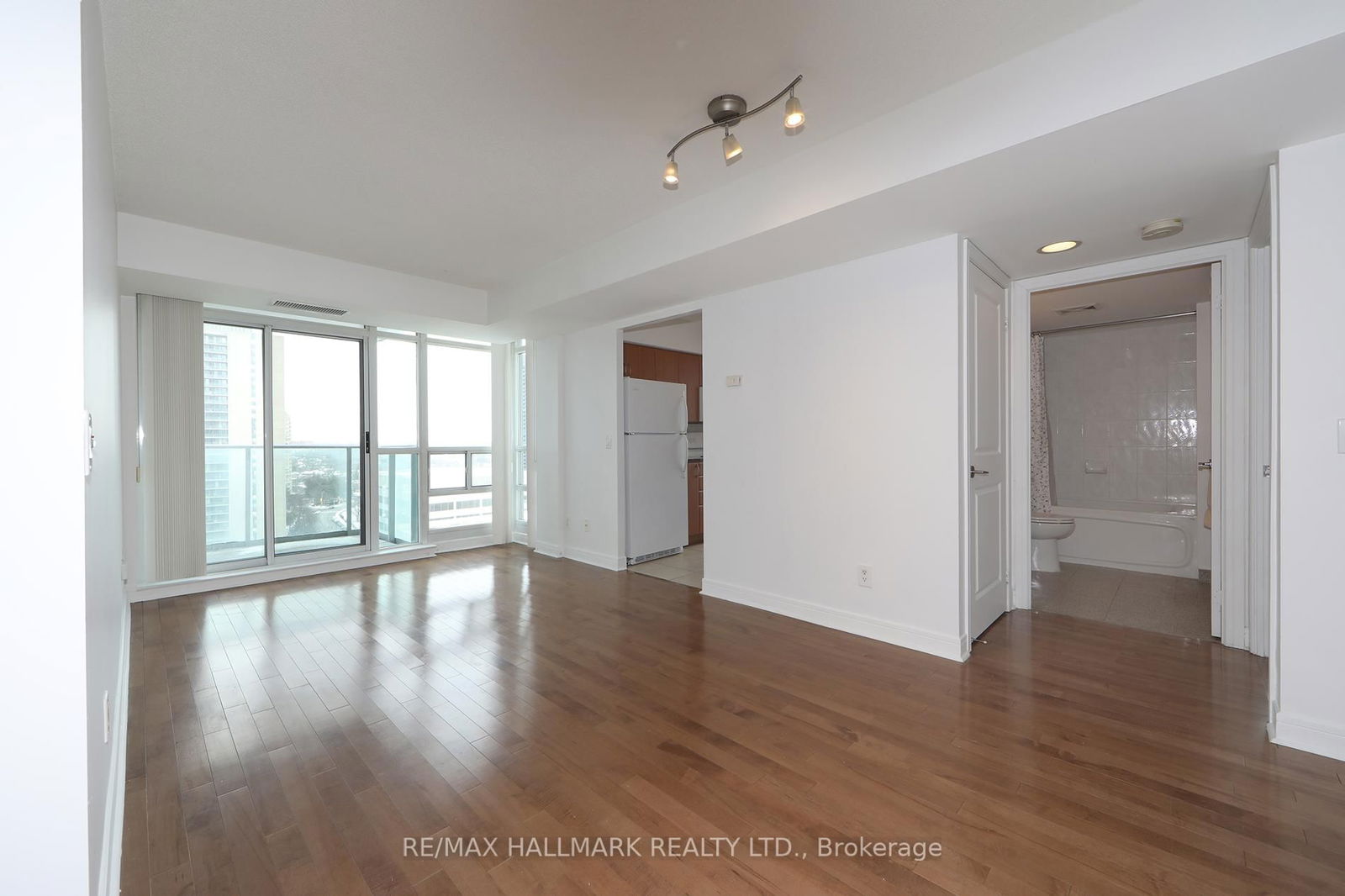 Condo for lease at 1906-35 Bales Avenue, Toronto, Willowdale East, M2N 7L7 - MLS: C12002769